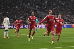 开云中国-欧冠完胜！追平皇马！五大联赛第1，英超冠军出线在望